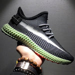 Fashionable men's breathable sneakers